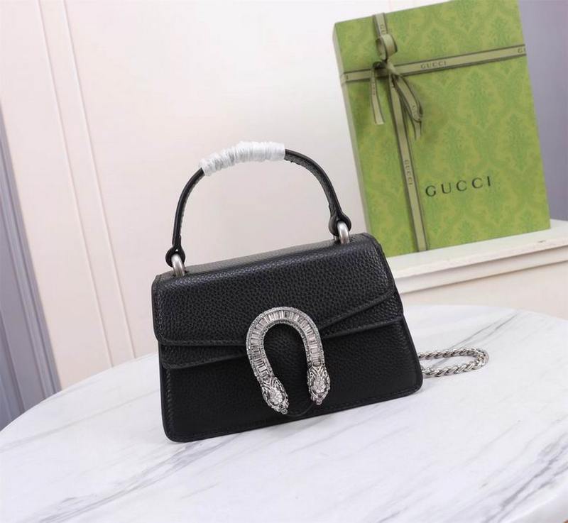 Gucci Handbags 185